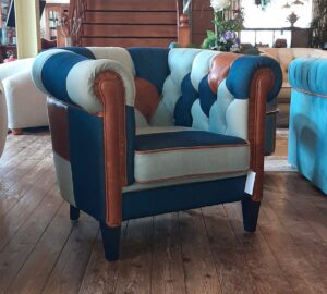SHOWROOMAANBIEDING Livorno tubchair in denim patchwork