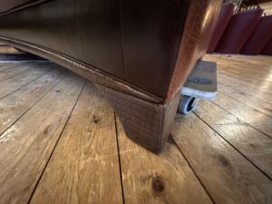 Exclusieve Mol & Geurts Kasteelbank – Handgemaakt Neckleder – Topstaat