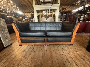 Schuitema Lawrence 2,5-zits Bank – Decoforma – Bubinga & Zwart Leer