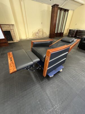 Alternative view of Luxe elektrisch verstelbare fauteuil John van Schuitema meubelen